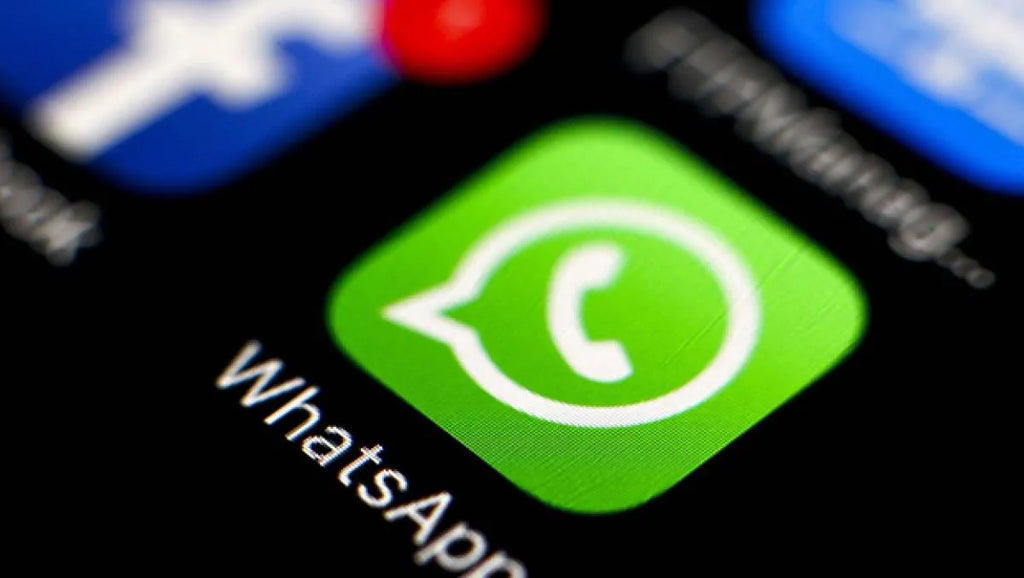 Dejar un chat de WhatsApp discretamente será del todo imposible con los cambios que planea la aplicación